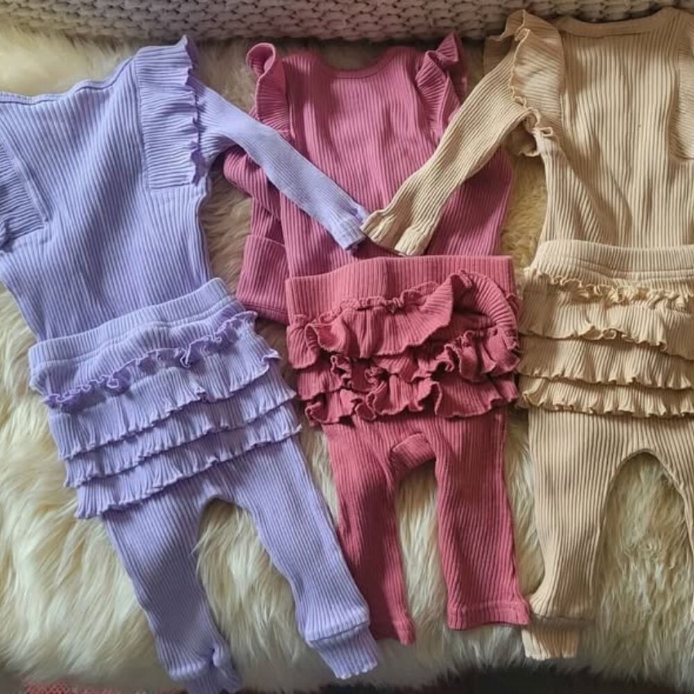 Baby Gap Lot of 3 Ribbed-Knit Rufflebutt Outfits, Size 0-3 month